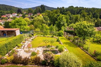 Zahrada - Prodej domu 267 m², Benešov nad Černou