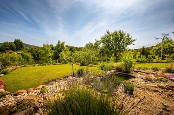 Zahrada - Prodej domu 267 m², Benešov nad Černou