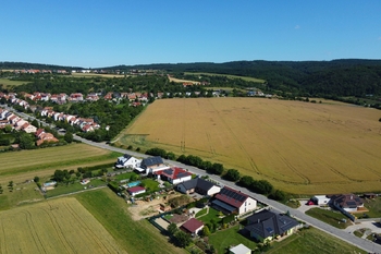 Prodej pozemku 1156 m², Viničné Šumice