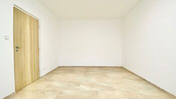 Pronájem bytu 1+1 v družstevním vlastnictví 33 m², Náchod