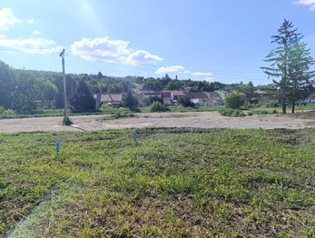 Prodej pozemku 476 m², Židlochovice