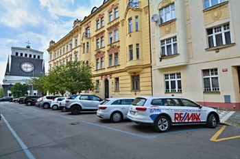 Okolí domu - Prodej bytu 2+kk v osobním vlastnictví 41 m², Praha 3 - Vinohrady