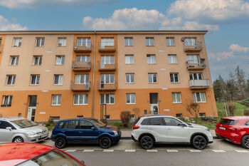 Pronájem bytu 2+1 v osobním vlastnictví 53 m², Praha 9 - Hloubětín