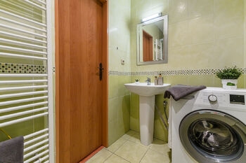 Pronájem bytu 2+1 v osobním vlastnictví 53 m², Praha 9 - Hloubětín