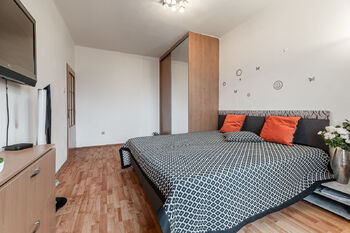 Pronájem bytu 2+1 v osobním vlastnictví 53 m², Praha 9 - Hloubětín