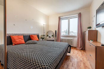 Pronájem bytu 2+1 v osobním vlastnictví 53 m², Praha 9 - Hloubětín