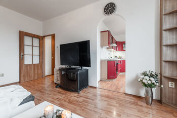 Pronájem bytu 2+1 v osobním vlastnictví 53 m², Praha 9 - Hloubětín