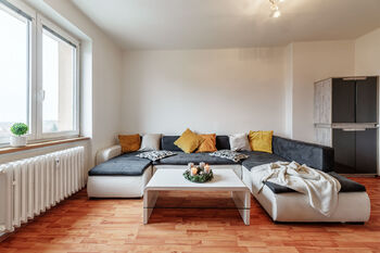 Pronájem bytu 2+1 v osobním vlastnictví 53 m², Praha 9 - Hloubětín
