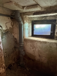 Sklepní místnost - Prodej domu 162 m², Bystřice