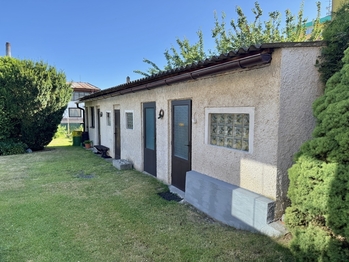 Vedlejší stavba - úložné prostory - Prodej domu 162 m², Bystřice