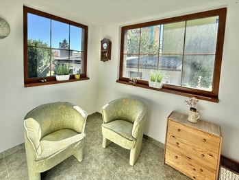 Vstupní veranda - Prodej domu 162 m², Bystřice
