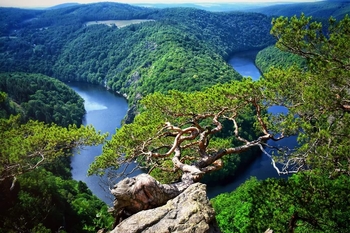 Vyhlídka Máj, foto Andrea Fundová, Wikimedia Commons - Prodej chaty / chalupy 40 m², Krňany