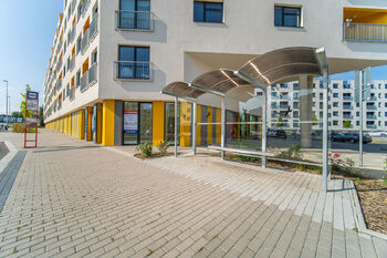 Pronájem obchodních prostor 50 m², Praha 10 - Uhříněves