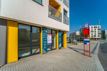 Pronájem obchodních prostor 50 m², Praha 10 - Uhříněves