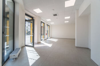 Pronájem obchodních prostor 50 m², Praha 10 - Uhříněves