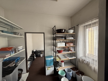 Prodej obchodních prostor 300 m², Doksy
