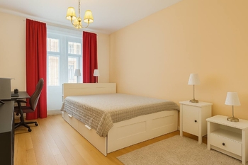Prodej bytu 3+kk v osobním vlastnictví 80 m², Praha 2 - Nové Město