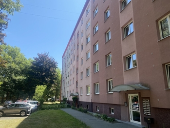 +420 776 335 999, ladislav.urbancik@re-max.cz - Pronájem bytu 2+1 v osobním vlastnictví 54 m², Frýdek-Místek
