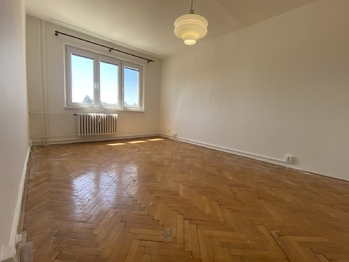 +420 776 335 999, ladislav.urbancik@re-max.cz - Pronájem bytu 2+1 v osobním vlastnictví 54 m², Frýdek-Místek