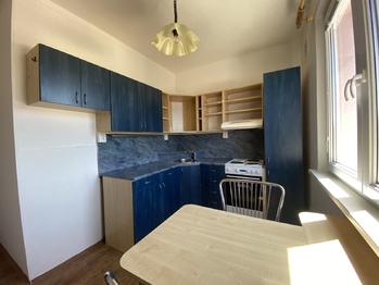 +420 776 335 999, ladislav.urbancik@re-max.cz - Pronájem bytu 2+1 v osobním vlastnictví 54 m², Frýdek-Místek