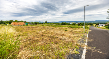 Krásné okolí - Prodej pozemku 859 m², Krupka