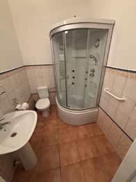 Prodej domu 790 m², Znojmo