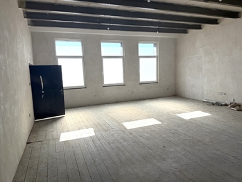Prodej výrobních prostor 1924 m², Humpolec