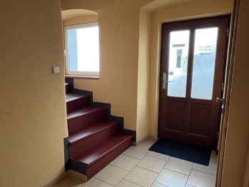 chodba - Prodej ubytovacího zařízení 225 m², Lázně Bohdaneč
