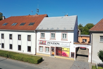 Penzion - Prodej ubytovacího zařízení 225 m², Lázně Bohdaneč 