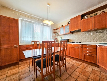 Prodej bytu 3+1 v družstevním vlastnictví 68 m², Chomutov