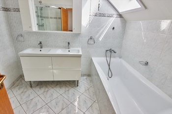 Pronájem domu 255 m², Praha 6 - Přední Kopanina