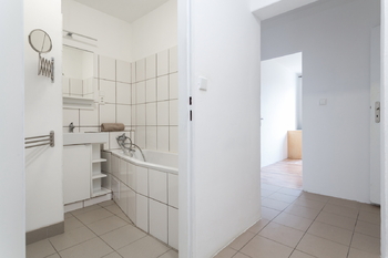 Prodej bytu 2+kk v osobním vlastnictví 47 m², Praha 6 - Ruzyně