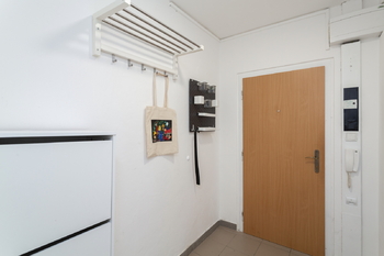 Prodej bytu 2+kk v osobním vlastnictví 47 m², Praha 6 - Ruzyně