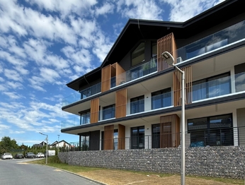 +420 776 335 999, ladislav.urbancik@re-max.cz - Prodej apartmánu 31 m², Zarzecze