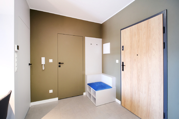 +420 776 335 999, ladislav.urbancik@re-max.cz - Prodej bytu 2+kk v osobním vlastnictví 41 m², Zarzecze