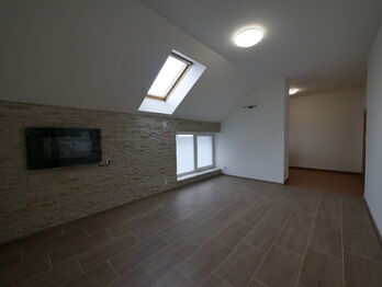 Pronájem bytu 2+kk v osobním vlastnictví 56 m², Lety