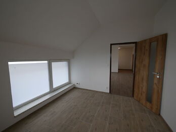 Pronájem bytu 2+kk v osobním vlastnictví 56 m², Lety