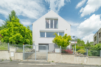 Prodej domu 205 m², Praha 5 - Radotín