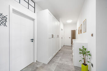 Prodej bytu 3+kk v osobním vlastnictví 84 m², Hradec Králové