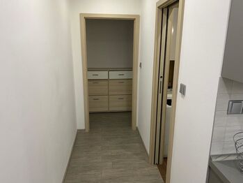 Pronájem bytu 2+1 v osobním vlastnictví 58 m², Vsetín