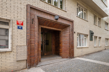 Prodej bytu 2+kk v osobním vlastnictví 50 m², Praha 3 - Žižkov