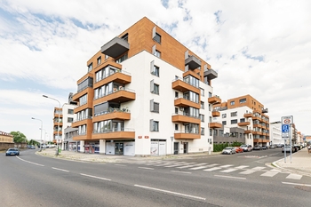 Prodej bytu 2+kk v osobním vlastnictví 67 m², Praha 7 - Holešovice