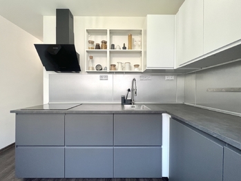 Prodej bytu 2+1 v osobním vlastnictví 63 m², Chomutov