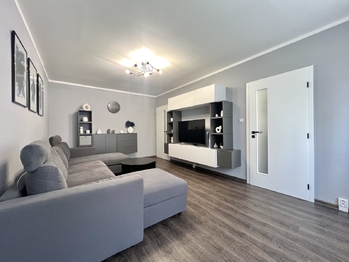 Prodej bytu 2+1 v osobním vlastnictví 63 m², Chomutov
