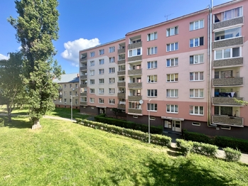 Prodej bytu 2+1 v osobním vlastnictví 63 m², Chomutov