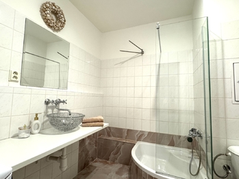 Pronájem bytu 2+1 v družstevním vlastnictví 46 m², Praha 9 - Černý Most