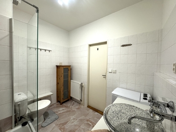 Pronájem bytu 2+1 v družstevním vlastnictví 46 m², Praha 9 - Černý Most