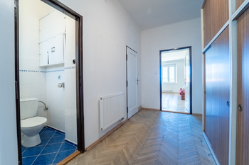 Prodej bytu 4+1 v osobním vlastnictví 108 m², Praha 6 - Bubeneč