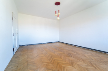 Prodej bytu 4+1 v osobním vlastnictví 108 m², Praha 6 - Bubeneč