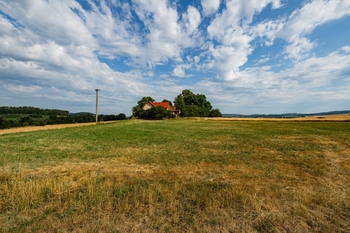 Prodej pozemku 1500 m², Sedlec-Prčice